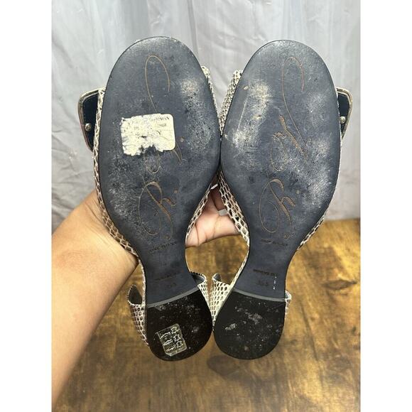 Roger Vivier Paris Snakeskin Print Open Toe Flats Gold Buckle Shoes Sz 35.5 - Picture 4 of 13